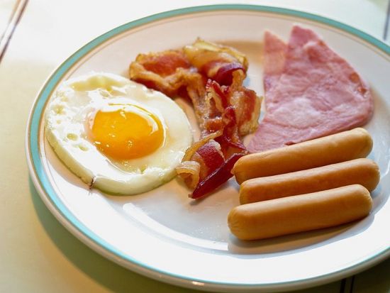 Жирный завтрак